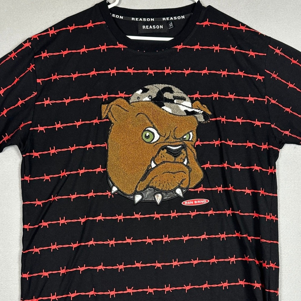 Reason T-Shirt Mens XL Black Red Bulldog Chenille Patch Barbed Wire Crewneck Tee